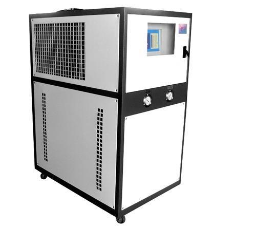 江西工業冷水機
